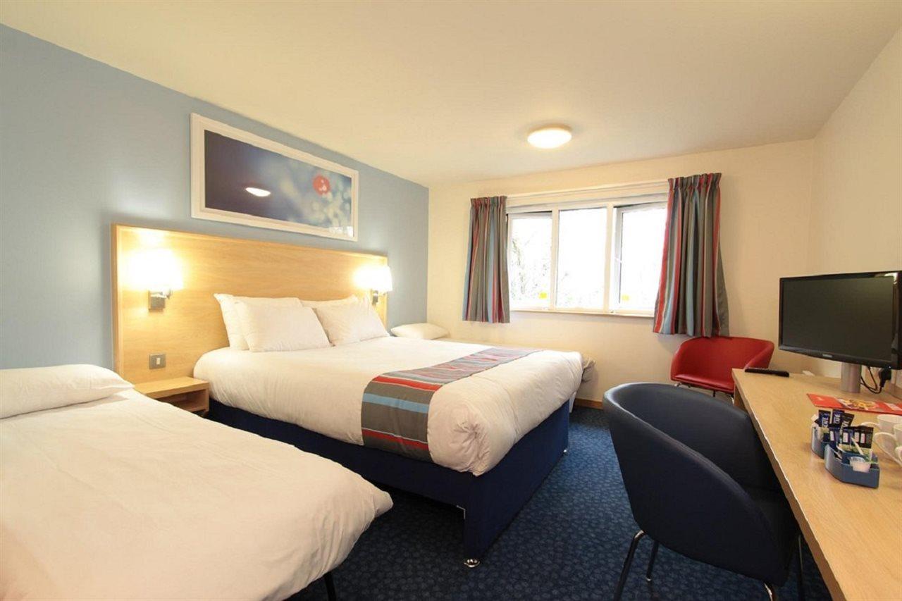 Travelodge Kettering Dış mekan fotoğraf